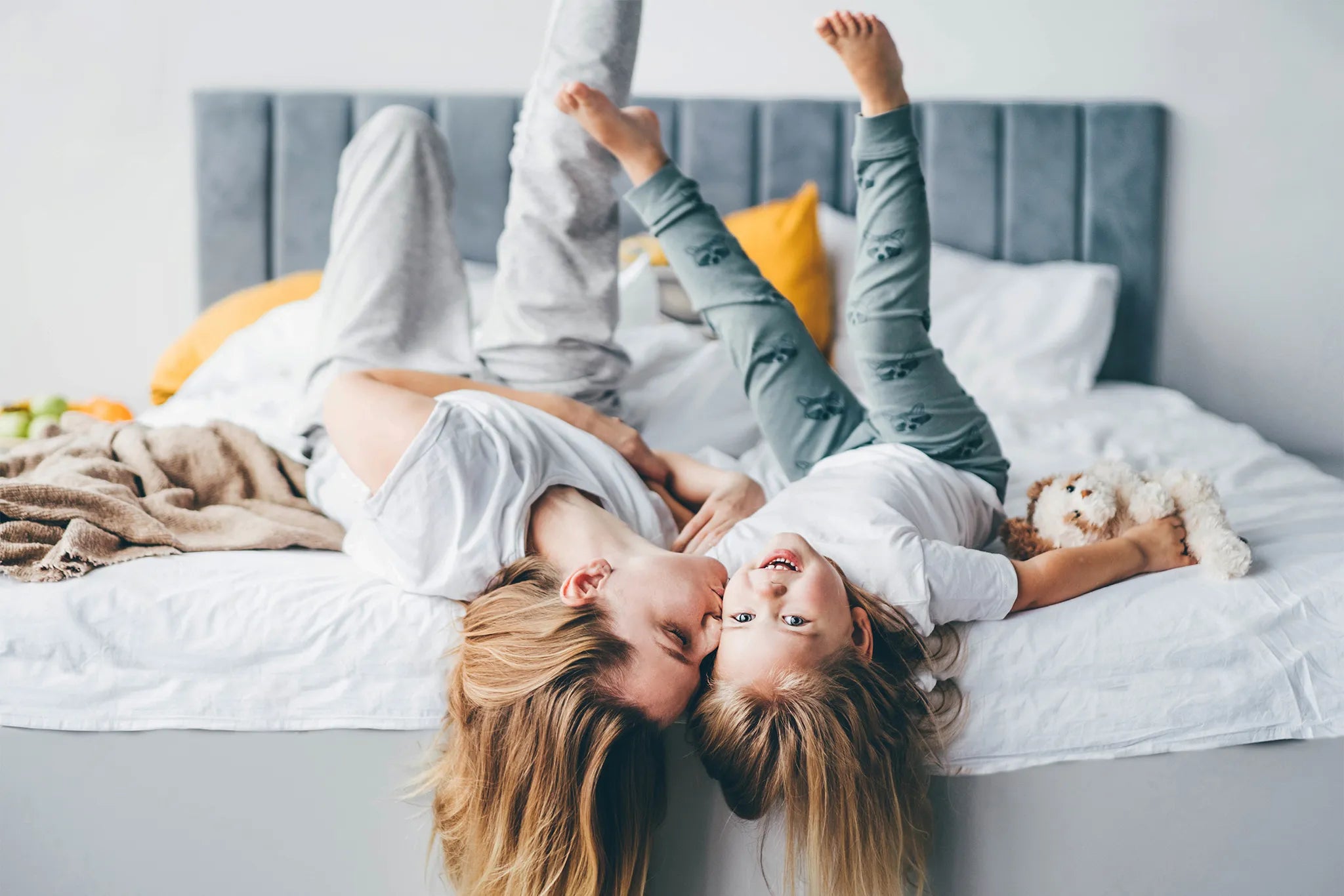 Familienbett – gemeinsam schlafen, besser schlafen