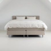 Boxspringbett für Dachschrägen 01