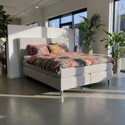 Aktions-Boxspringbett – Hellgrau